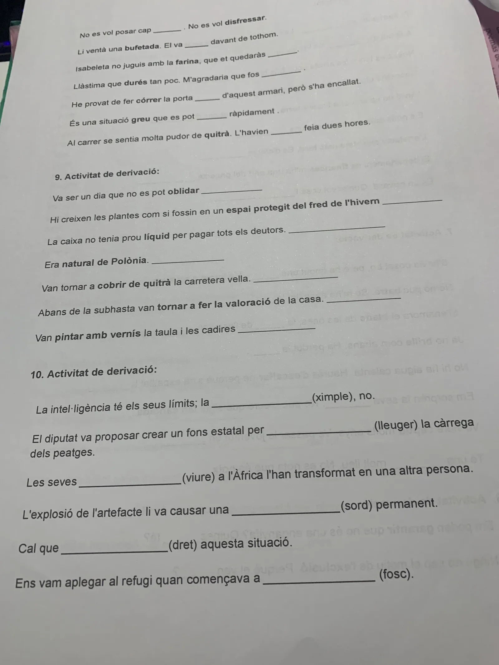 Activitats de derivació 9 i 10: verbs i adjectius derivats a partir del mot entre parèntesis