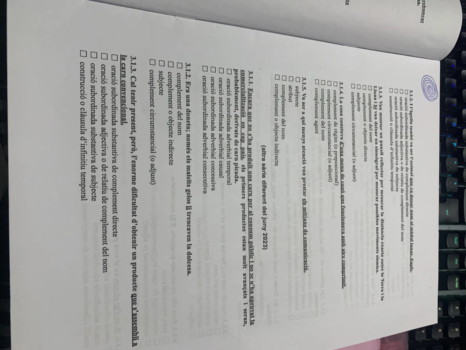 Dossier de subordinació: més preguntes tipus test sobre funcions i tipus d'oració