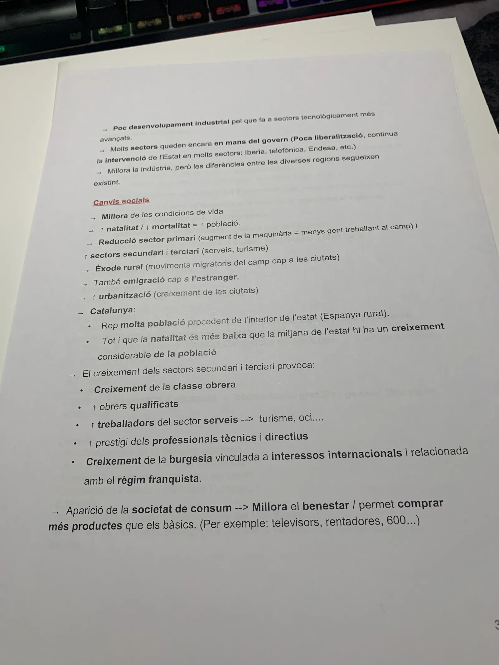 L'èxode rural, la urbanització, el creixement de la classe obrera i la societat de consum