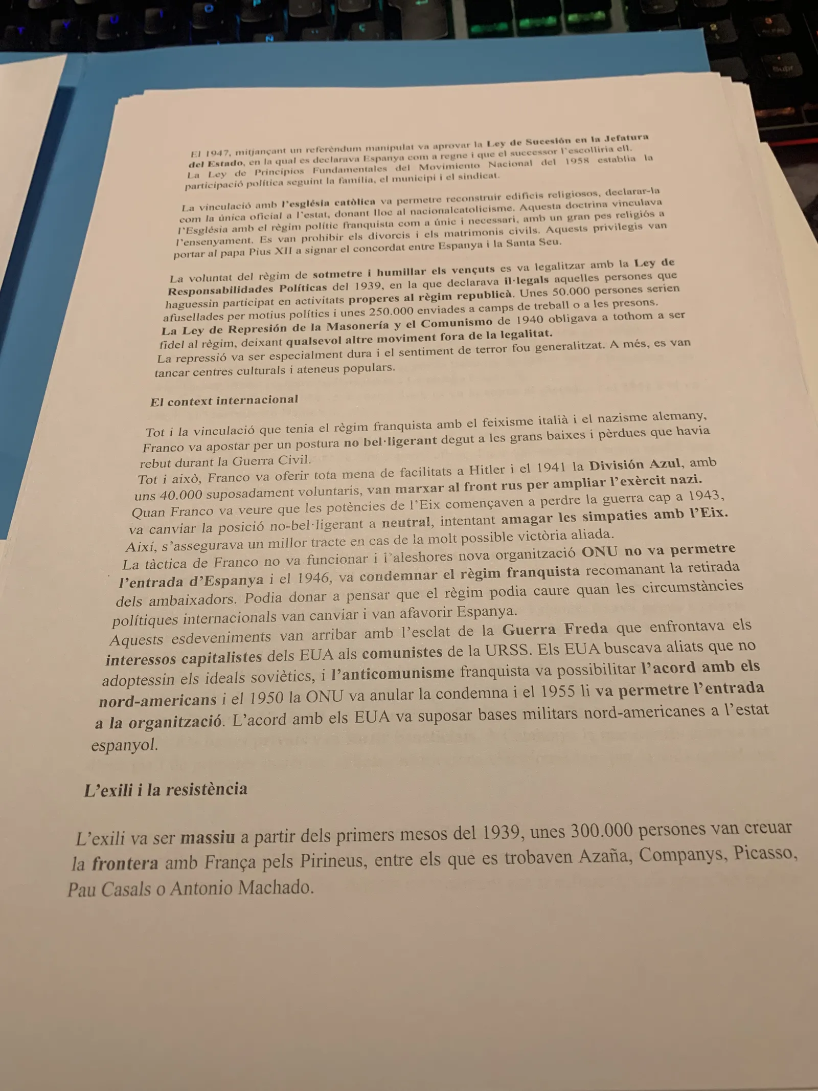La Llei de Responsabilitats Polítiques, la repressió, l'exili i el context internacional de la Guerra Freda