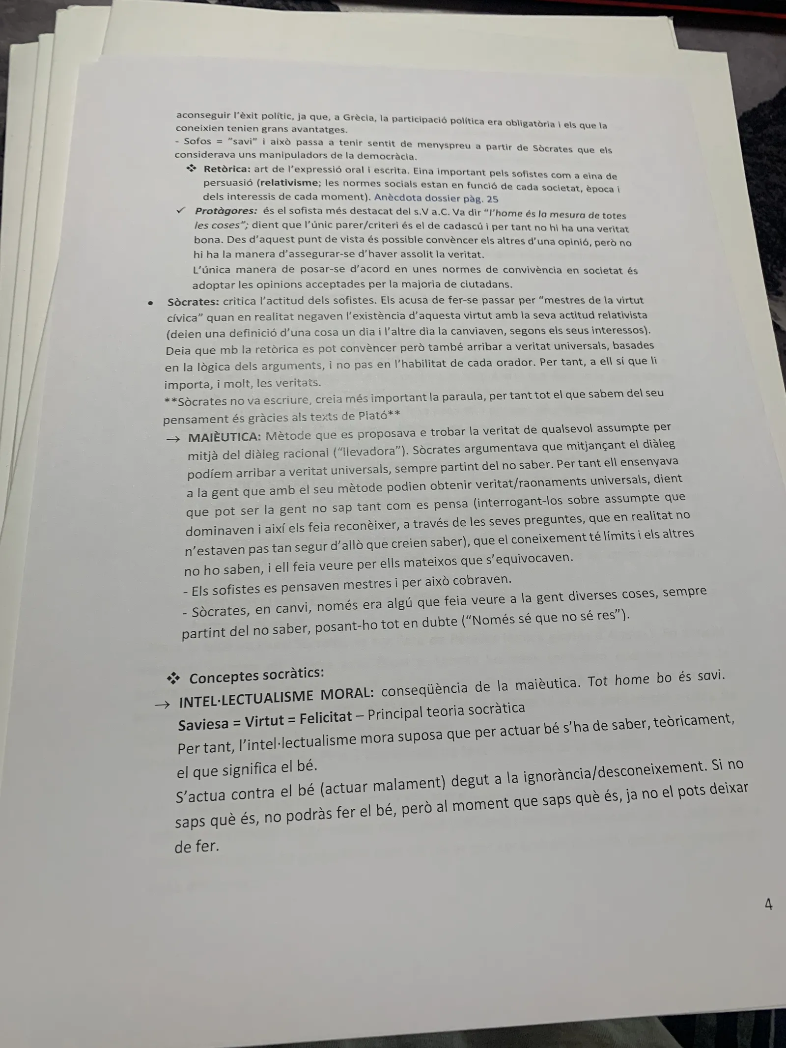 Els sofistes, la retòrica i el relativisme, i els conceptes socràtics: intel·lectualisme moral i maièutica