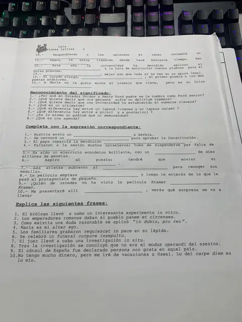 Reconeixement del significat, completar amb l'expressió corresponent i explicar frases amb llatinismes