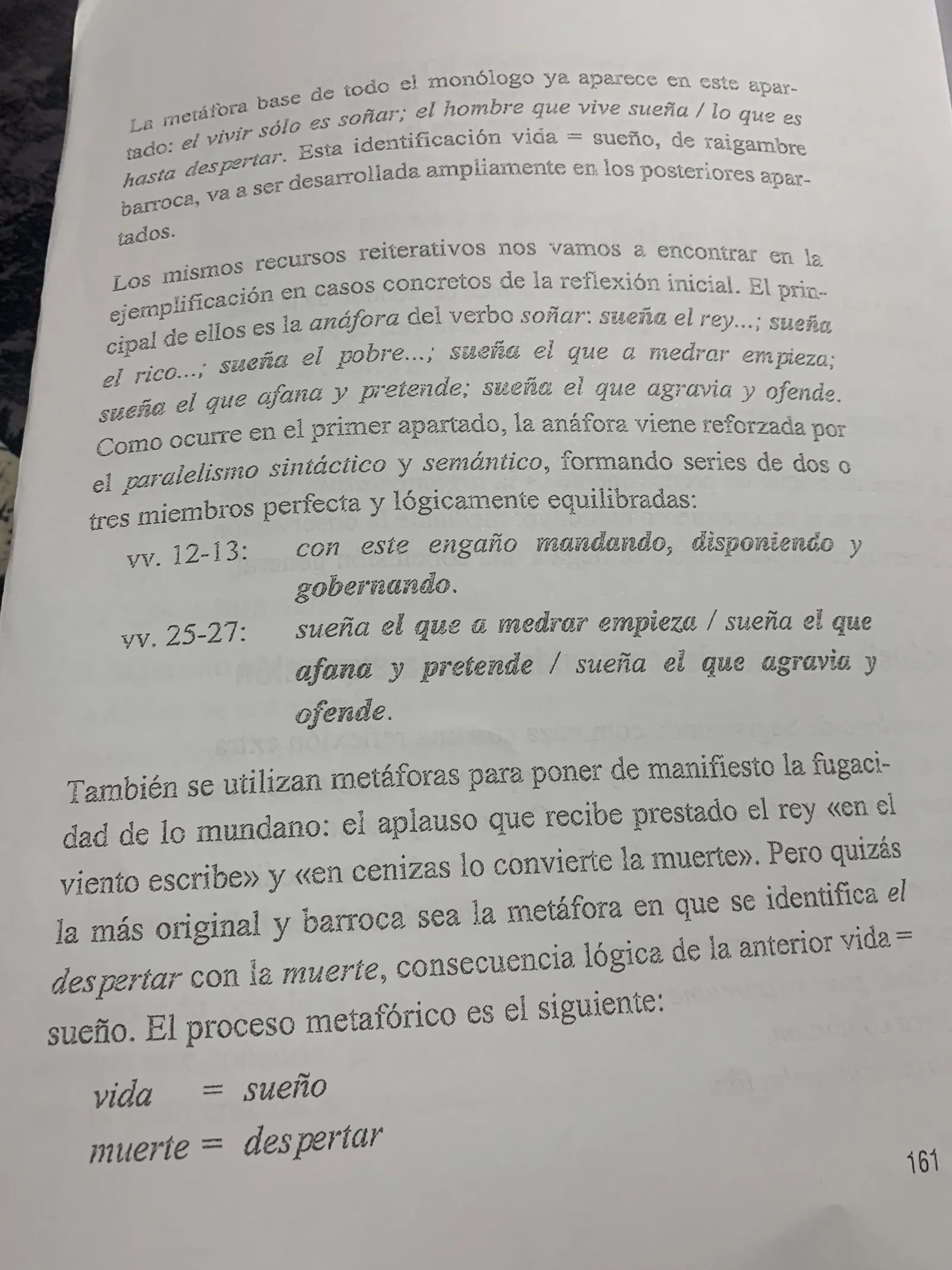 La metáfora vida = sueño, anáforas y paralelismos del monólogo