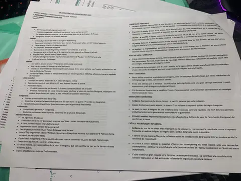 Panorama de la literatura catalana del primer terç del segle XX per gèneres, autors i moviments