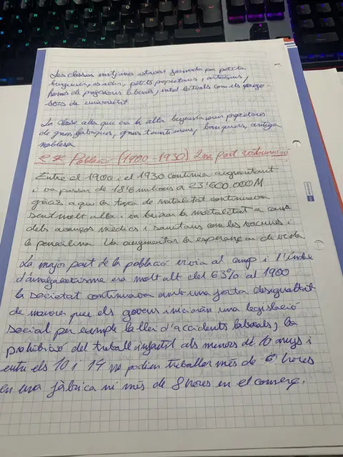 Les classes mitjanes i altes, i la població espanyola entre 1900 i 1930 amb la legislació social
