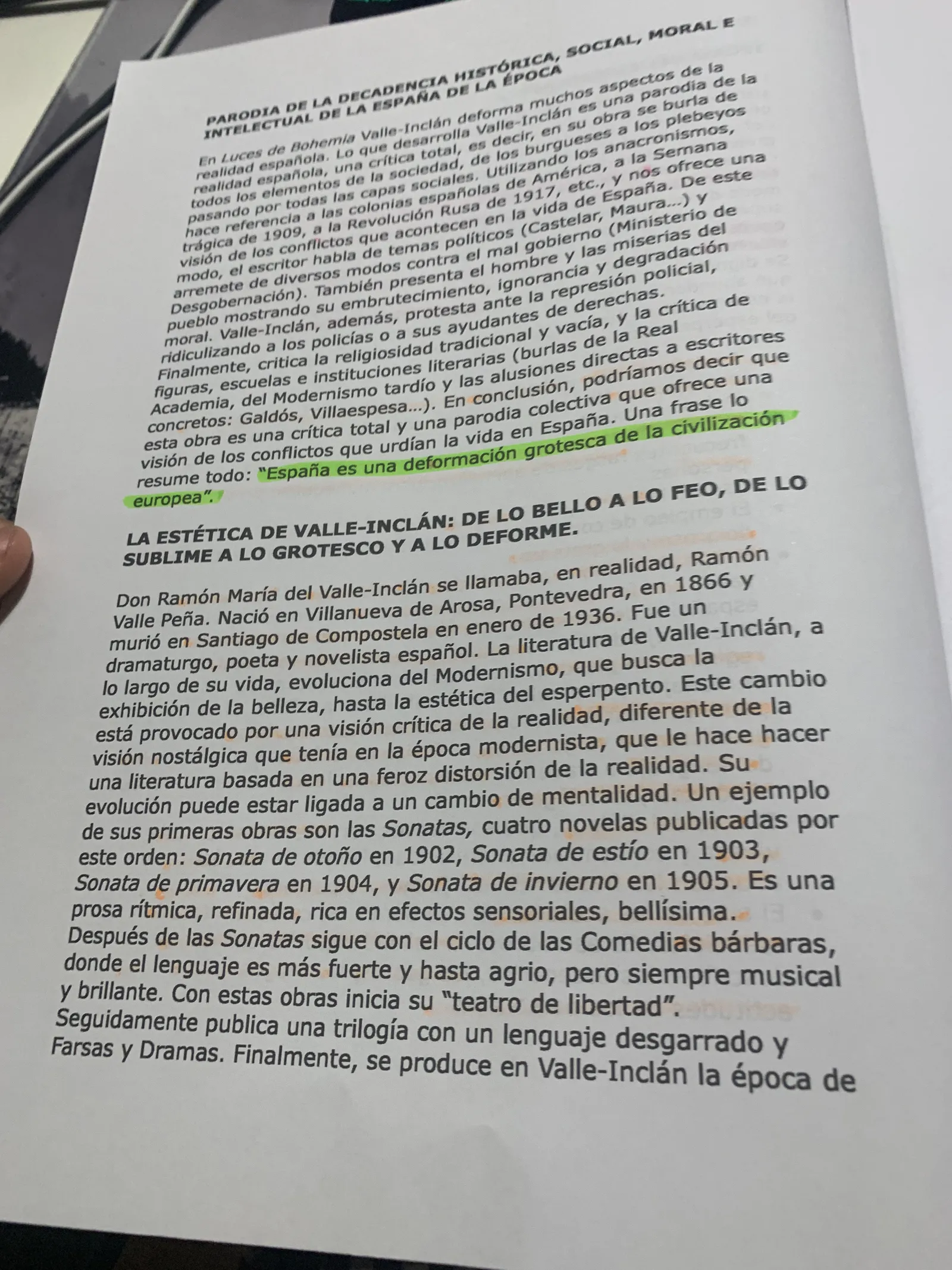 Parodia de la decadencia de España y la estética de Valle-Inclán: de lo bello a lo grotesco